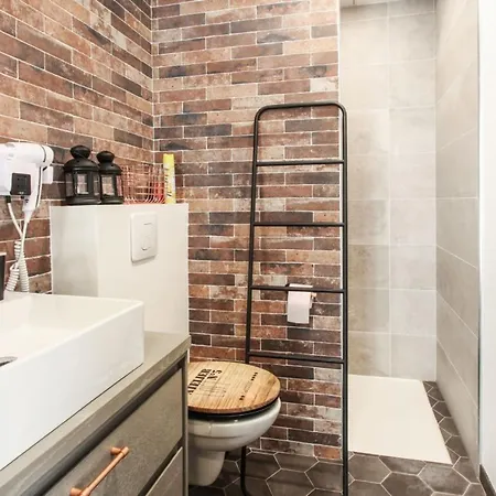 Διαμέρισμα Bright And Classy Flat Loft-style Nearby Train Station Welkeys *