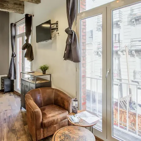 Bright And Classy Flat Loft-style Nearby Train Station Welkeys Χάβρη