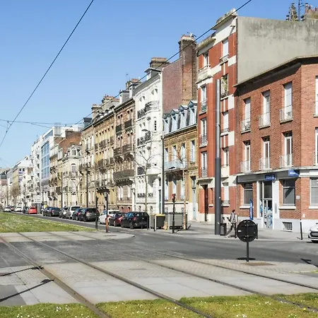 Bright And Classy Flat Loft-style Nearby Train Station Welkeys *