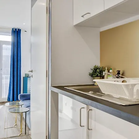Bright And Classy Flat Loft-style Nearby Train Station Welkeys Χάβρη